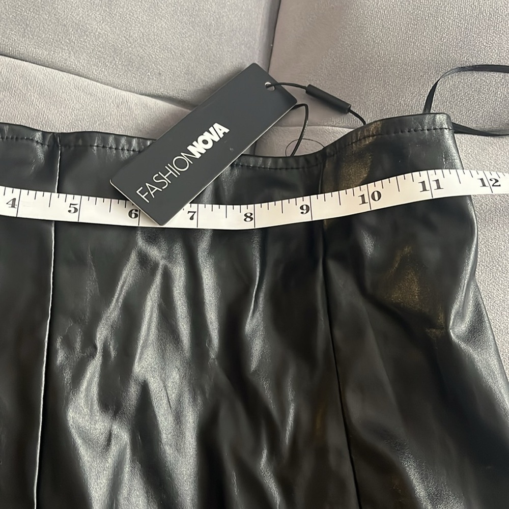 “Fashion Nova- Faux Leather Skirt size small” - Picture 4 of 6